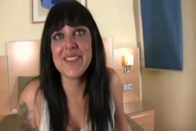 اغتصاب في سيارة xnxx